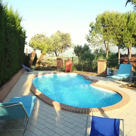 Bed and breakfast Algi