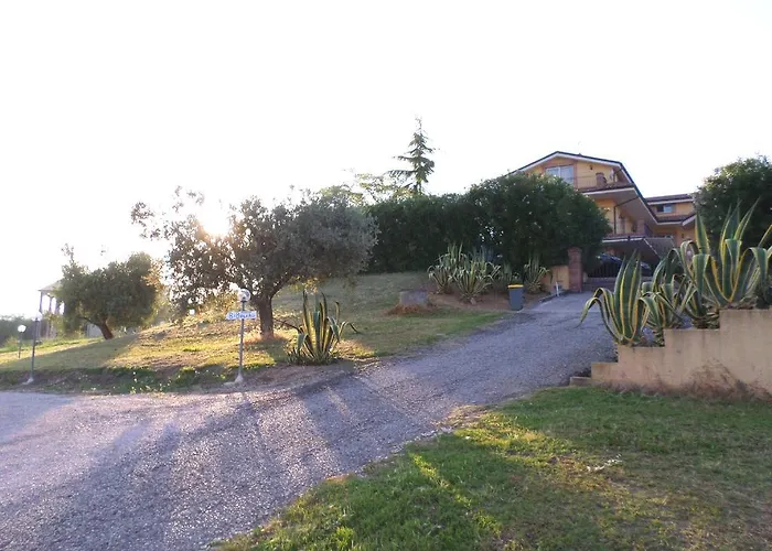 Oda ve Kahvaltı Algi 4*