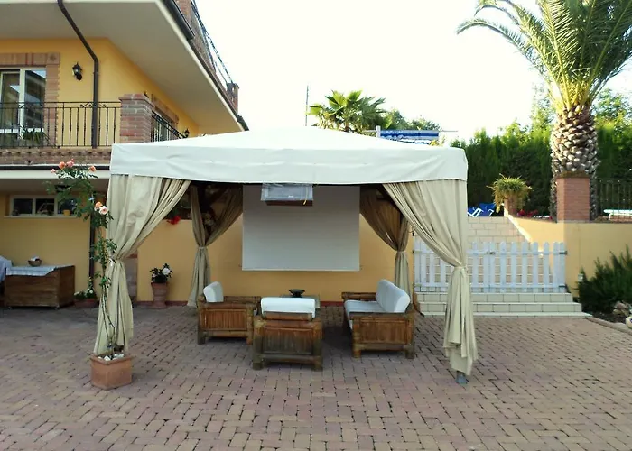 فندق مبيت وإفطار Algi Corropoli