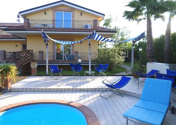 فندق مبيت وإفطار Algi 4*