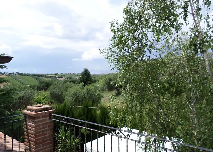 Oda ve Kahvaltı Algi 4*